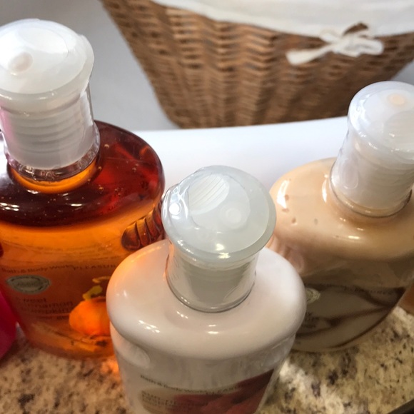 Bath & Body Works Other - NEW Bath & Body Works Lot Lotions Sweet Pumpkin